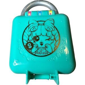 Shopkins Lil Secrets Pretty Paws Secret Lock Teal Blue Pocket Mini Doll Case